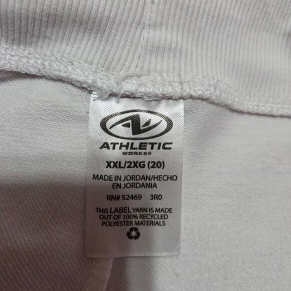 Athletic Works shorts - Picture 4 of 4